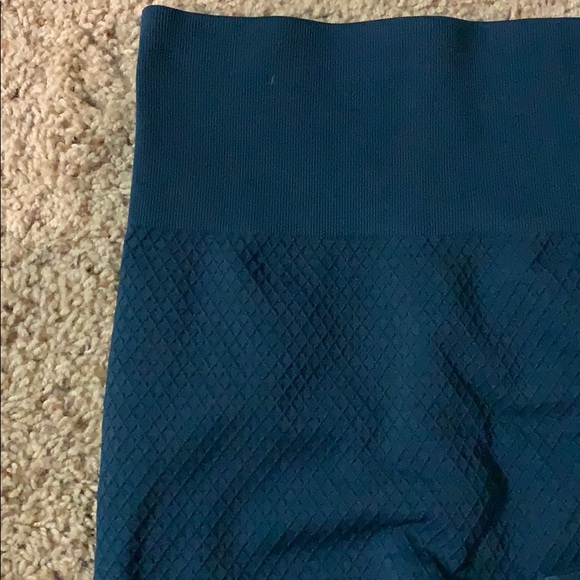 Balance Energy Leggings - Picture 2 of 4